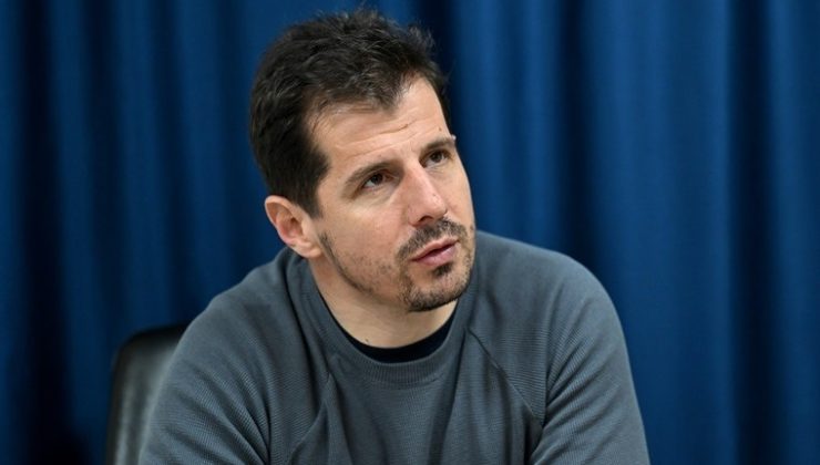 Halil Umut Meler’e yumruk atmıştı: Annesinden Emre Belözoğlu’na Faruk Koca nasihati!