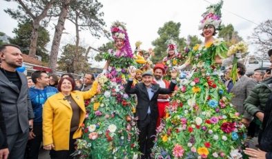 Tunç Soyer: Akdeniz’in en büyük koku bahçesi Karaburun’dur