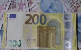 Döviz yatırımcısı dikkat! Euro’da yeni tarihi zirve! Dolar 31’e koşuyor: Dolar ve Euro bugün ne kadar oldu? 7 Şubat 2024 döviz fiyatları