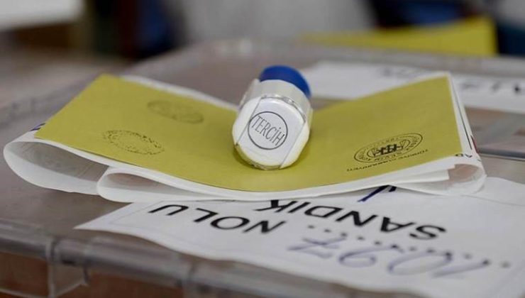 Eskişehir’de sokağın nabzı: CHP’de coşku, AKP’de sessizlik