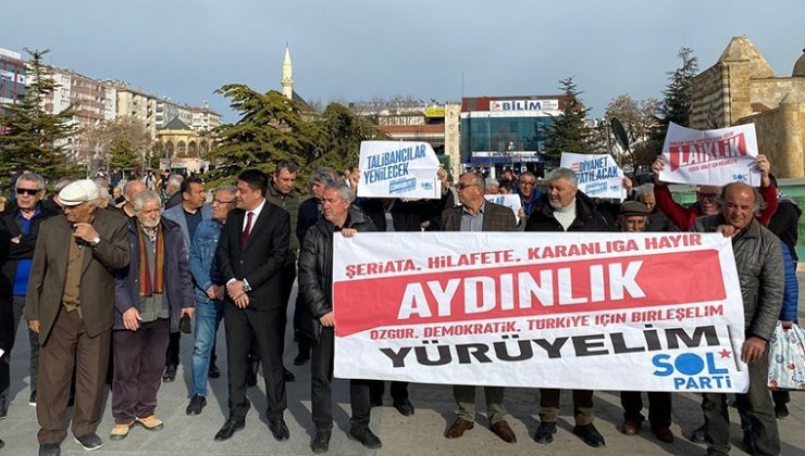 SOL Parti ‘Aydınlık Ülke Yürüyüşleri’ için 3 kentte sokağa çıktı