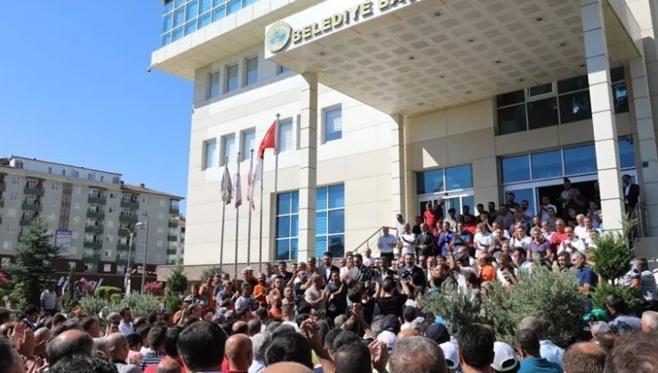 MHP-AKP seçim kavgası mı: Seçime giderken AKP’li belediyeye yolsuzluk operasyonu