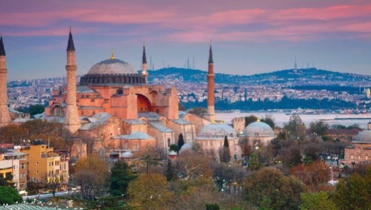 Prof. Dr. Seçkin Cumhuriyet’e konuştu: ‘İstanbul’un kültürel dokusu geri kazanılabilir’