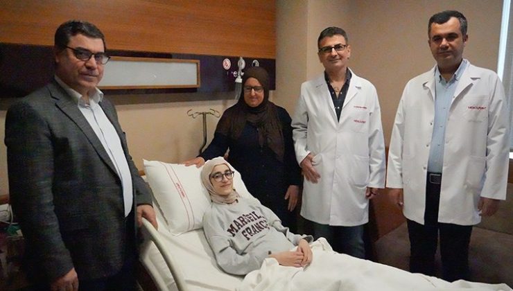 4 yıldır yemek yiyemeyen 15 yaşındaki kız sağlığına kavuştu