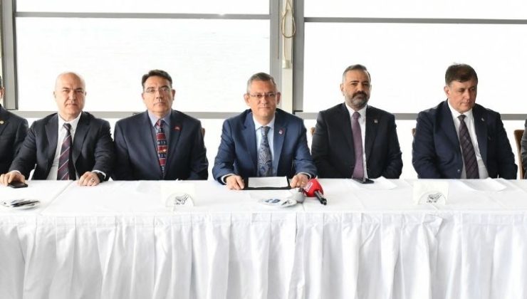 Özgür Özel: Gençleri gözaltına aldıran AKP zihniyetidir!