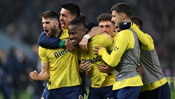 Trabzon’da nefes kesen maç: Fenerbahçe olaylı maçta zirveye Batshuayi ile tutundu! Trabzonspor 2-3 Fenerbahçe