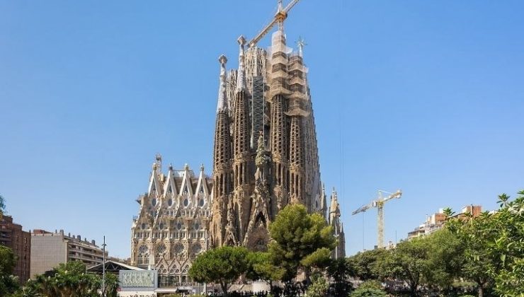 141 yıldır sırrı çözülemeyen kilise sonunda tamamlanıyor: Mimar Antoni Gaudi’nin şaheseri olan La Sagrada Familia ve ardıdaki gizem…