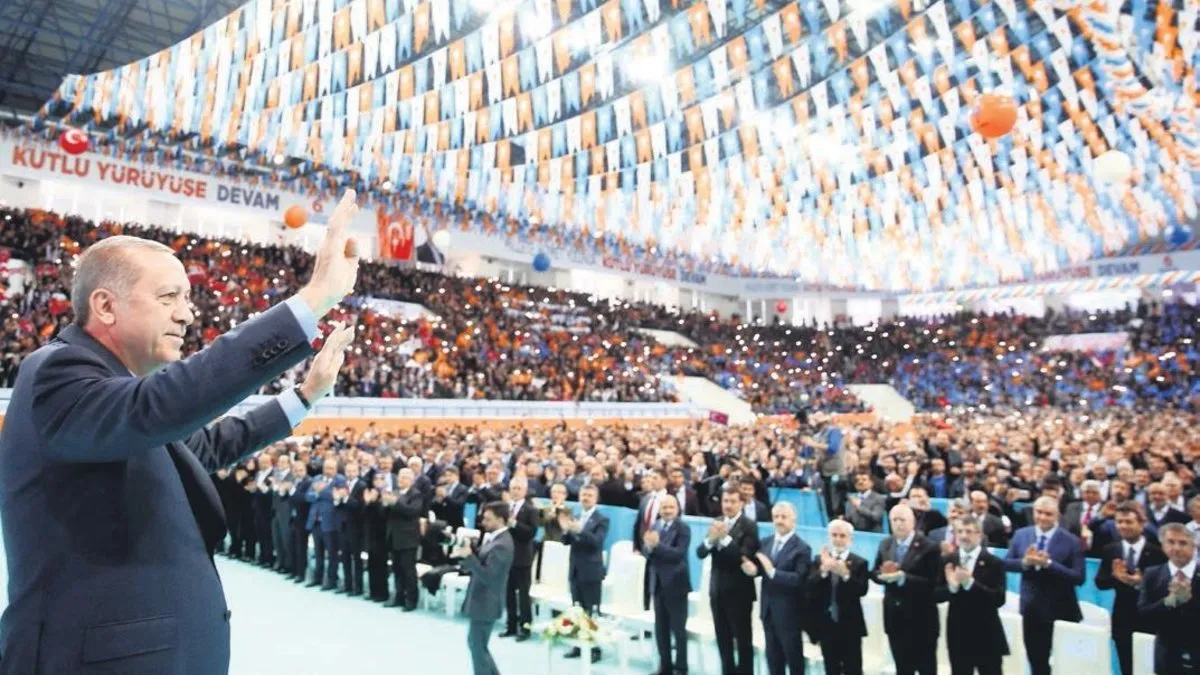 AK Parti’de büyük kongre için gözler MKYK’da