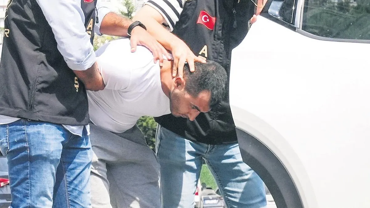 Uyuşturucu bağımlısı dehşet saçtı