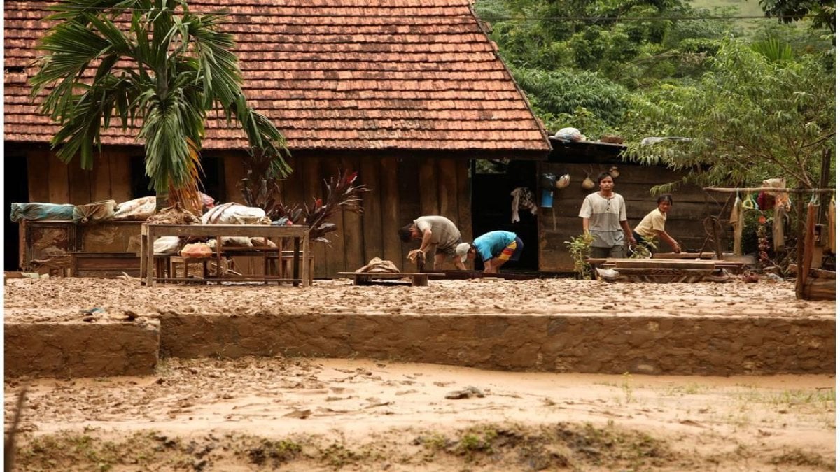 Vietnam’ı Yagi Tayfunu vurdu