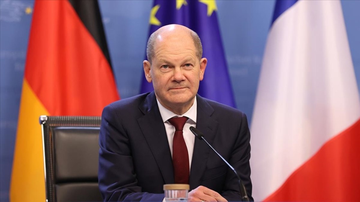 Olaf Scholz, İsrail’e silah sağlamaya devam edeceklerini açıkladı